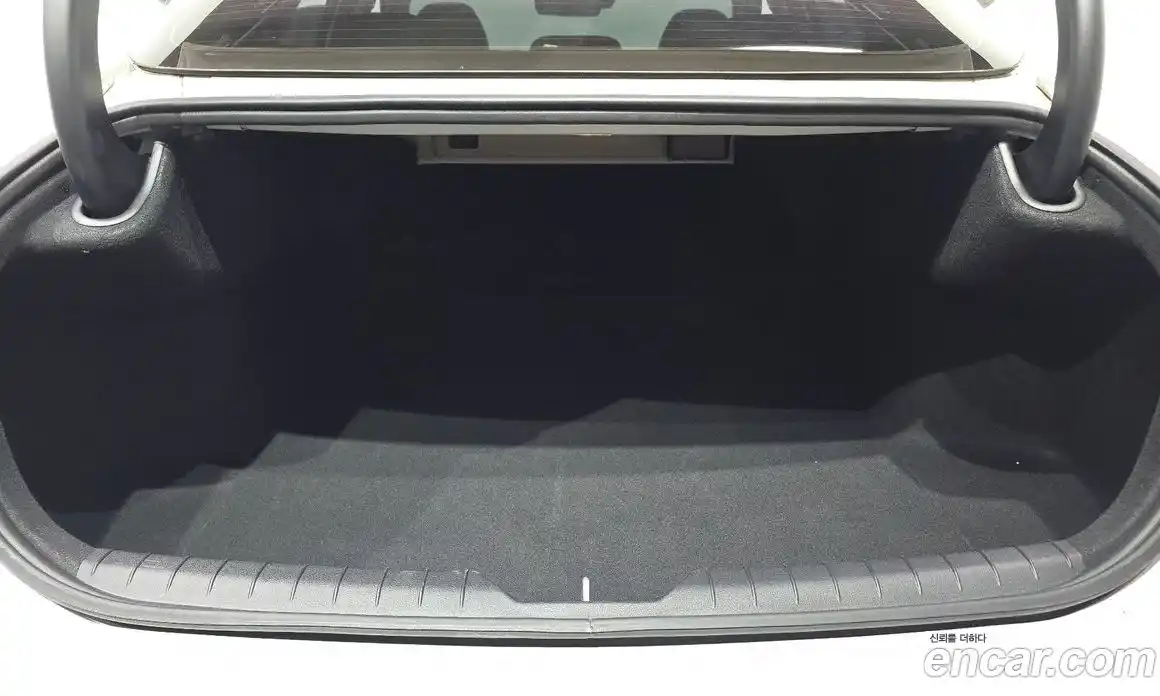Hyundai Sonata 2024 1.6 автомат (гидро), фото 20