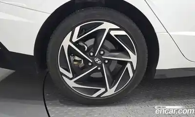 Hyundai Sonata 2024 1.6 автомат (гидро), миниатюра 5