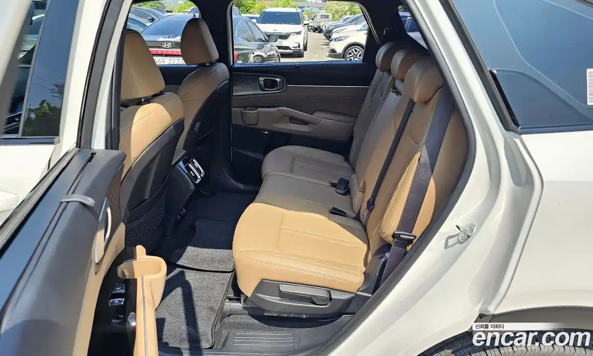 Kia Sorento 2024 1.6 автомат (гидро), фото 17