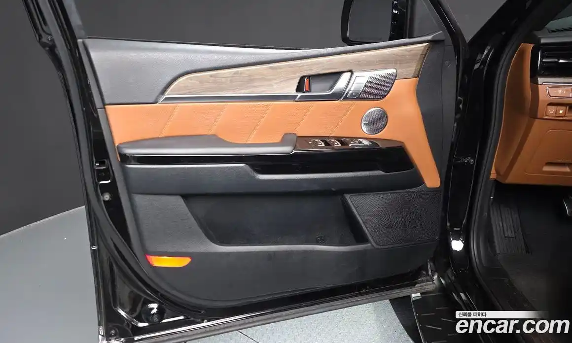 Kia Mohave 2023 3.0 автомат (гидро), фото 14