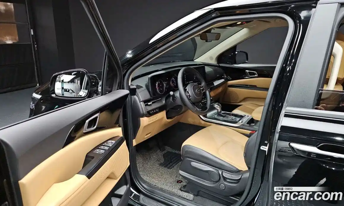 Kia Carnival 2021 2.2 автомат (гидро), фото 13