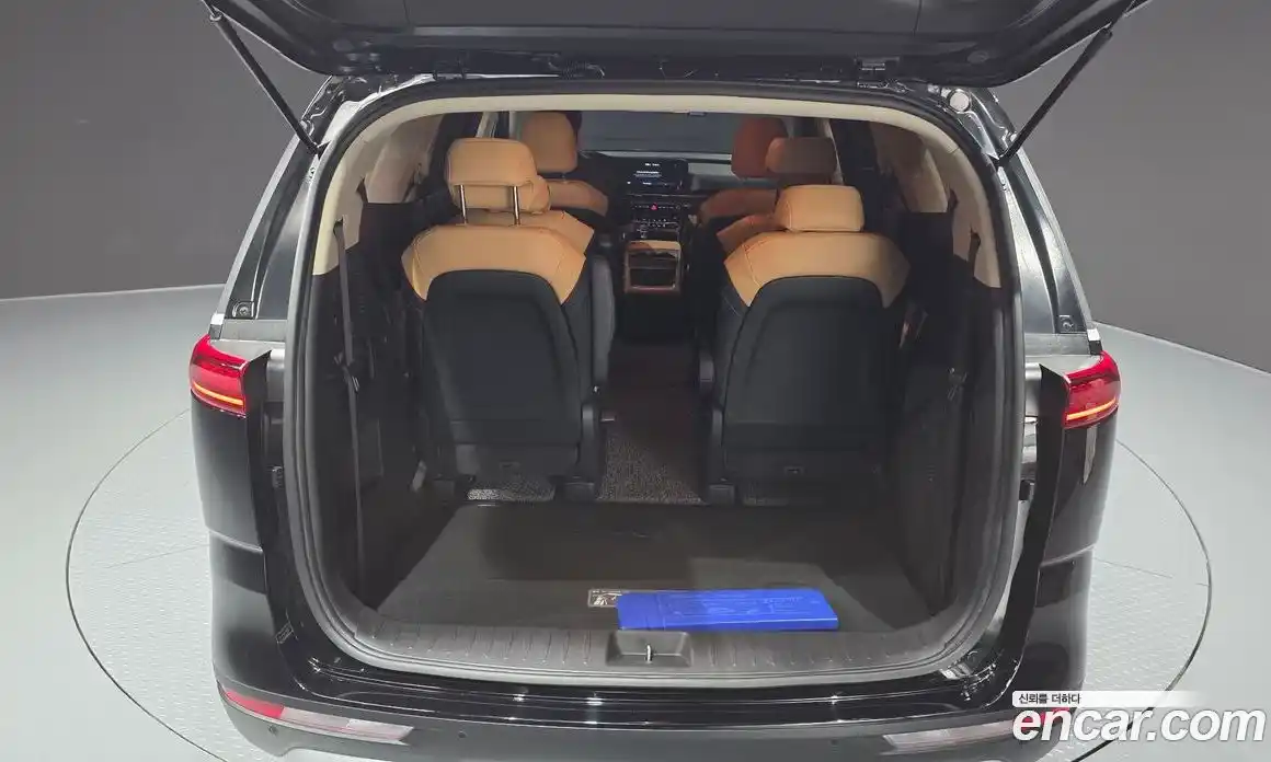 Kia Carnival 2021 2.2 автомат (гидро), фото 26