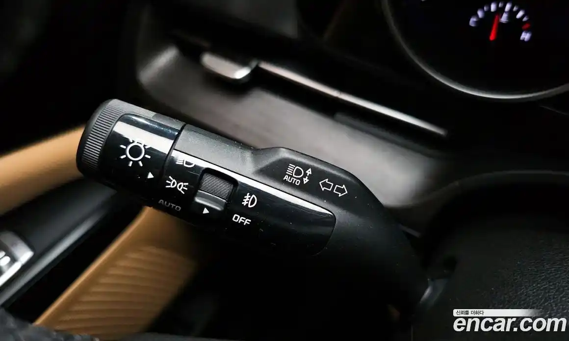 Kia Carnival 2021 2.2 автомат (гидро), фото 29