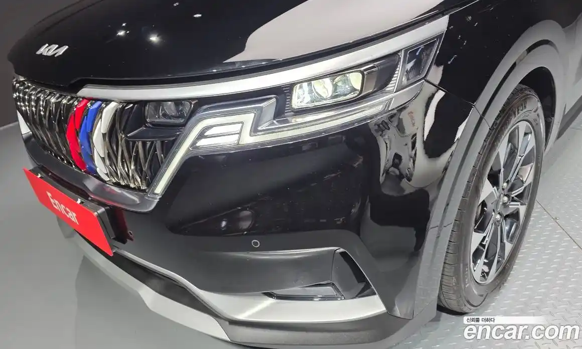 Kia Carnival 2021 2.2 автомат (гидро), фото 8