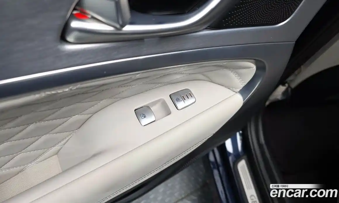 Genesis G70 2019 2.0 автомат (гидро), фото 24