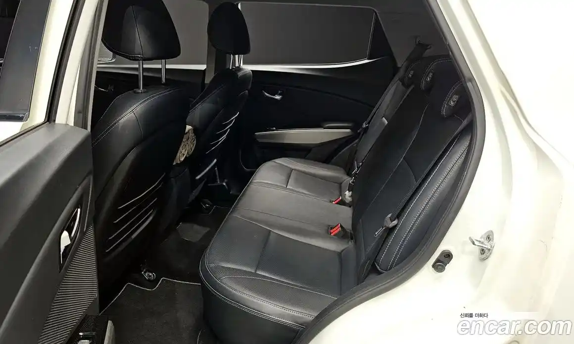 SsangYong TIBOLI 2016 1.6 автомат (гидро), фото 11