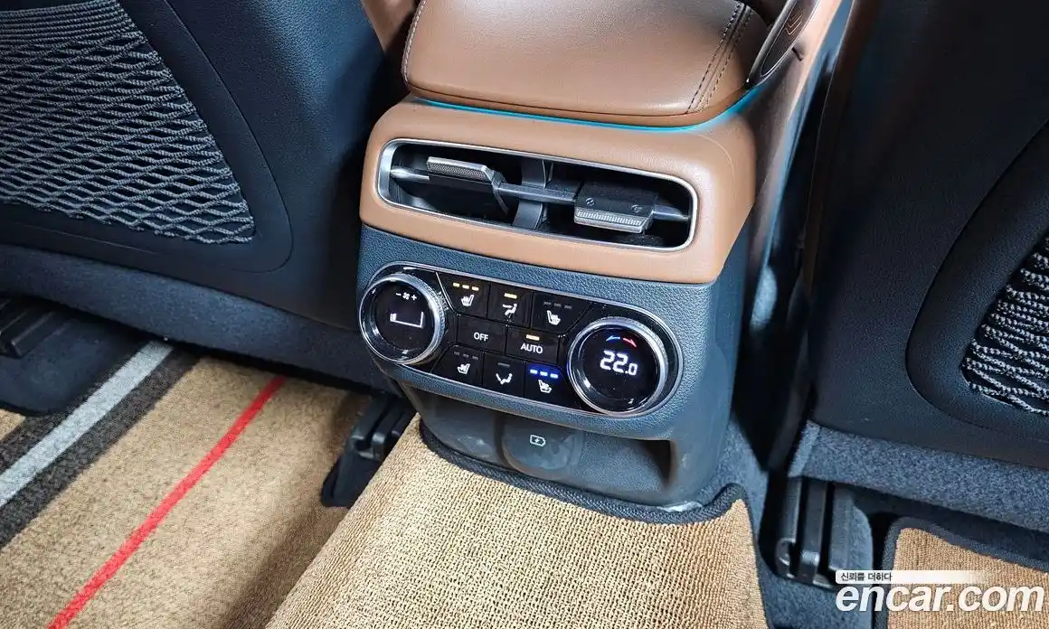 Genesis GV70 2021 3.5 автомат (гидро), фото 18