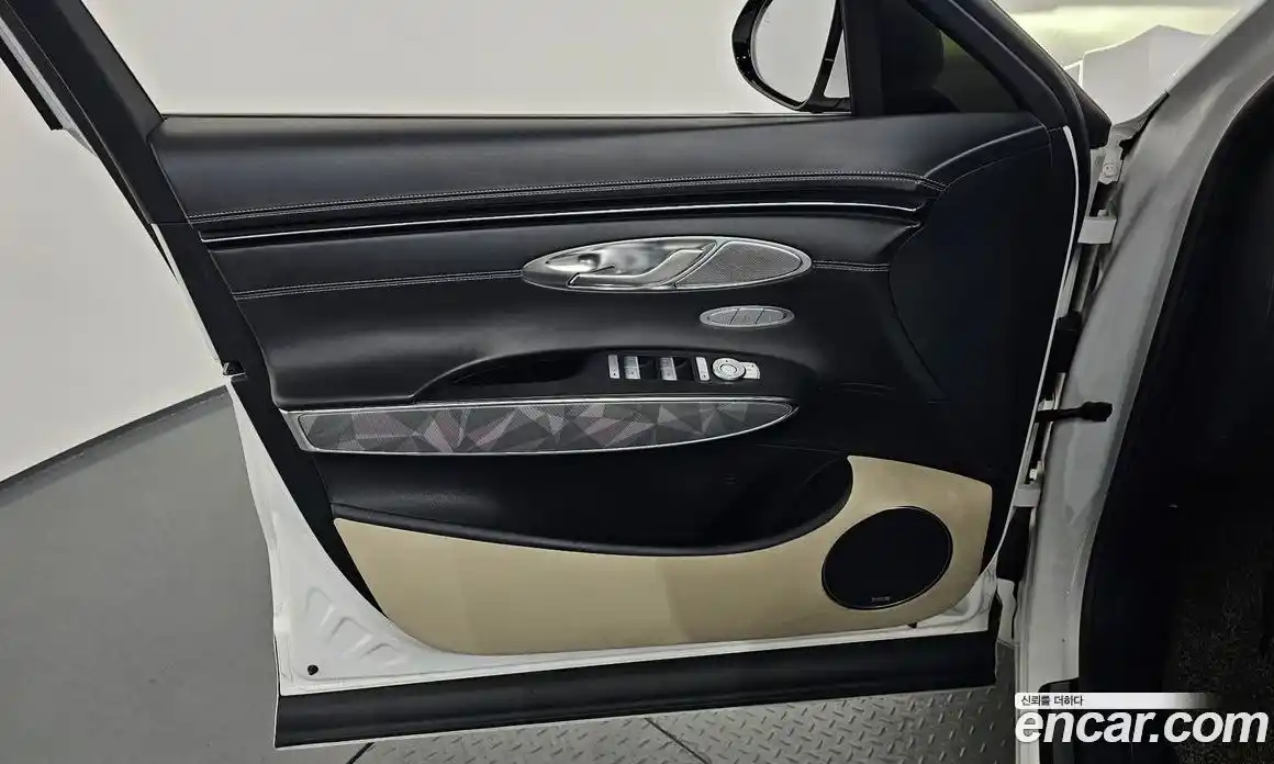 Genesis GV70 2021 2.2 автомат (гидро), фото 14