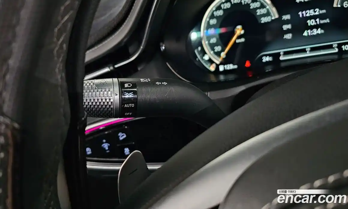 Genesis GV70 2021 2.2 автомат (гидро), фото 28