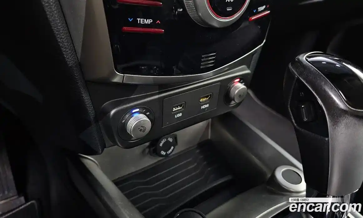 SsangYong TIBOLI 2015 1.6 автомат (гидро), фото 12