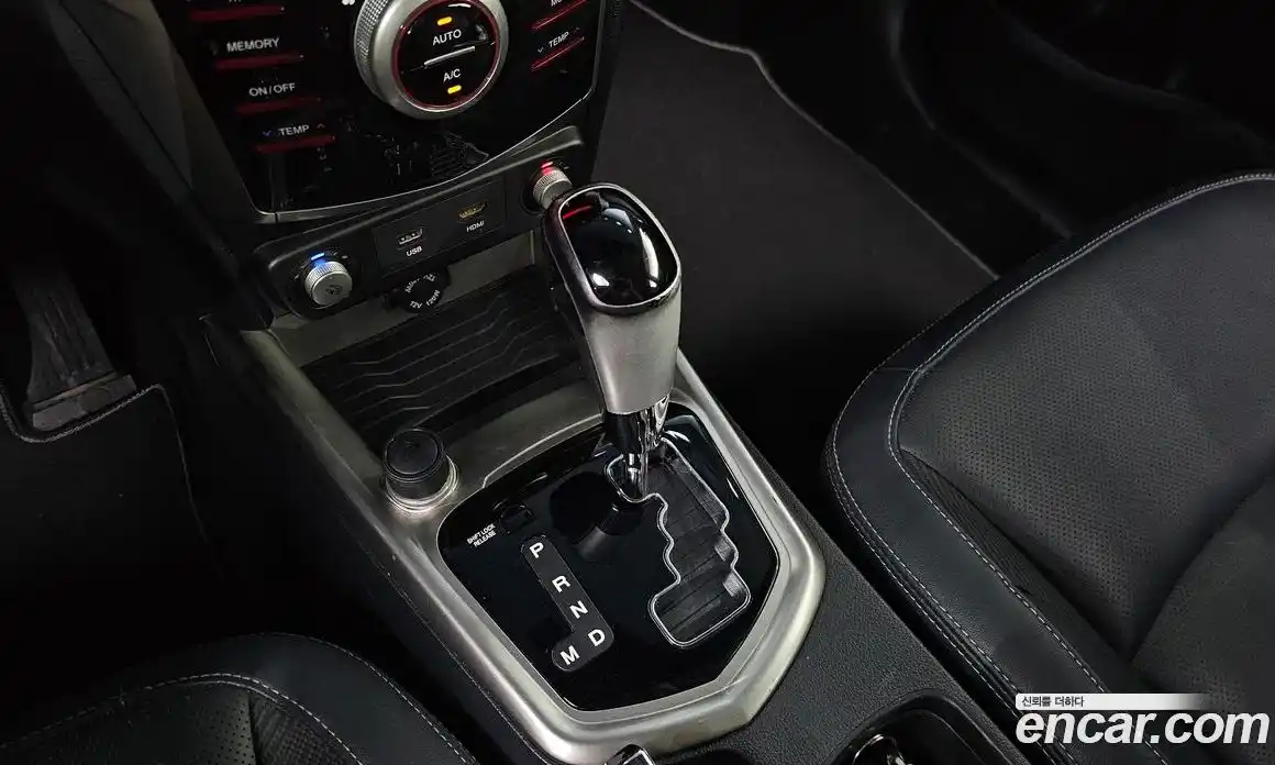 SsangYong TIBOLI 2015 1.6 автомат (гидро), фото 9
