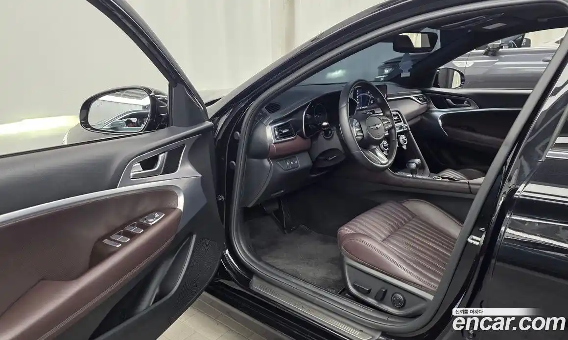 Genesis G70 2022 2.0 автомат (гидро), фото 13