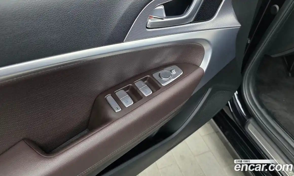 Genesis G70 2022 2.0 автомат (гидро), фото 34