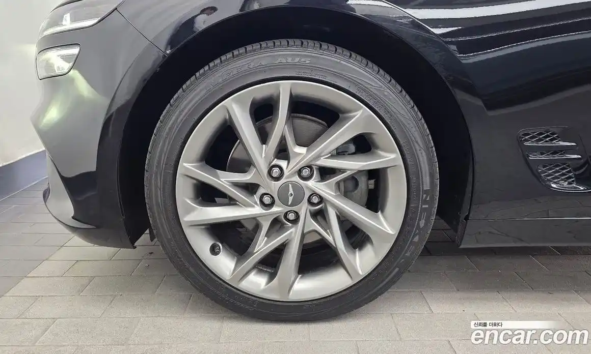 Genesis G70 2022 2.0 автомат (гидро), фото 5