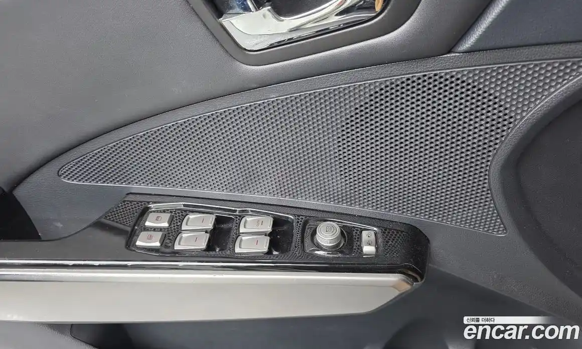 SsangYong TIBOLI 2015 1.6 автомат (гидро), фото 17