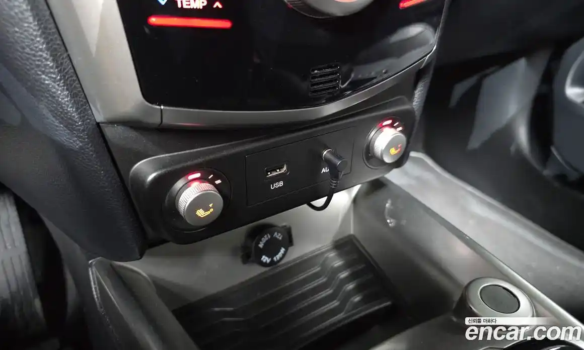 SsangYong TIBOLI 2015 1.6 автомат (гидро), фото 25