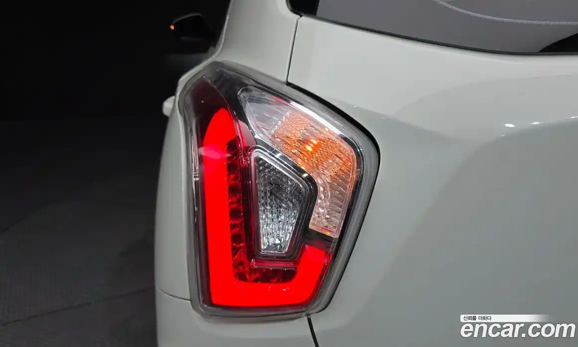 SsangYong TIBOLI 2015 1.6 автомат (гидро), фото 9