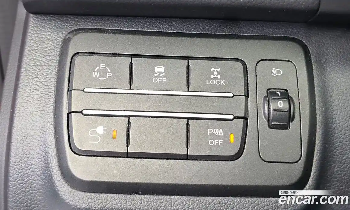 SsangYong TIBOLI 2017 1.6 автомат (гидро), фото 13
