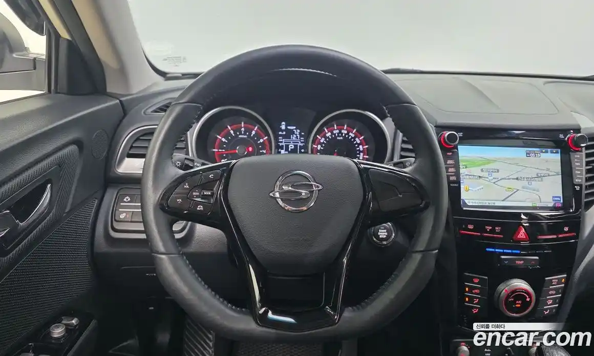 SsangYong TIBOLI 2017 1.6 автомат (гидро), фото 14
