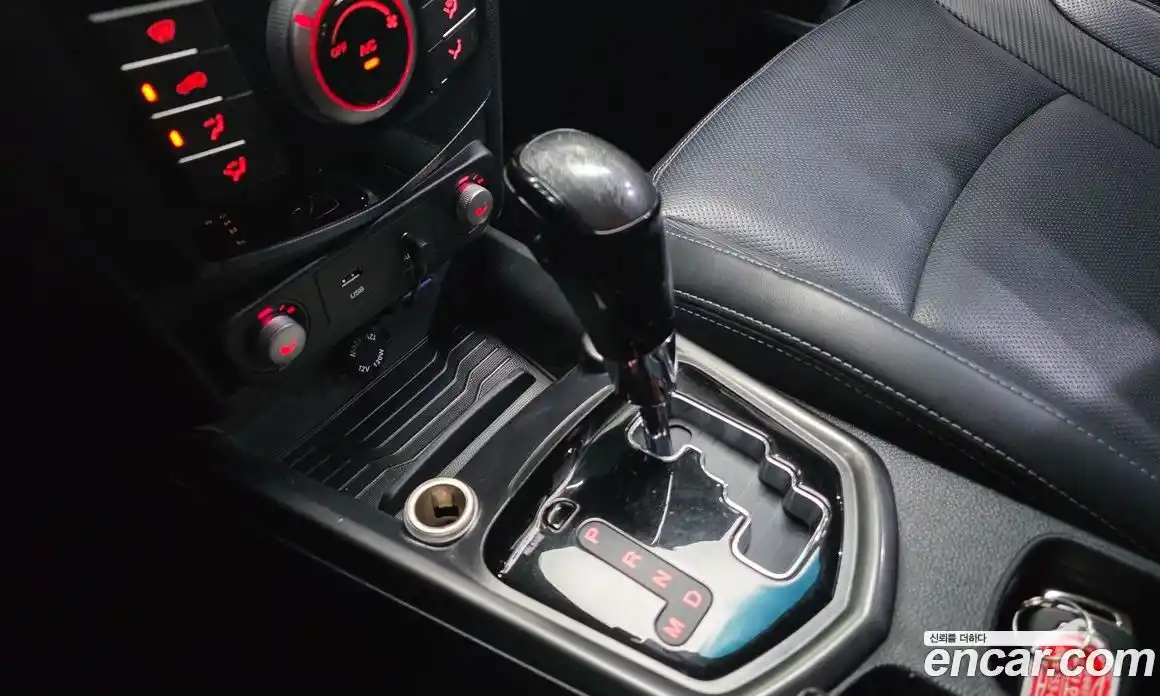 SsangYong TIBOLI 2017 1.6 автомат (гидро), фото 9