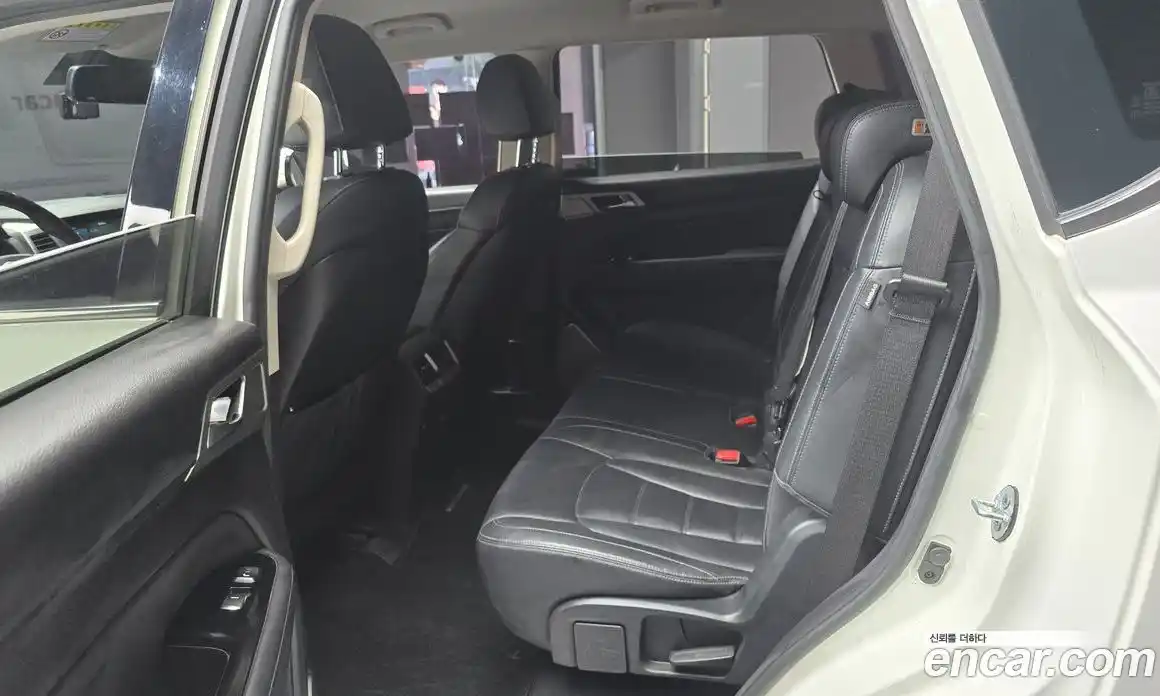 SsangYong Rexton 2018 2.2 автомат (гидро), фото 18