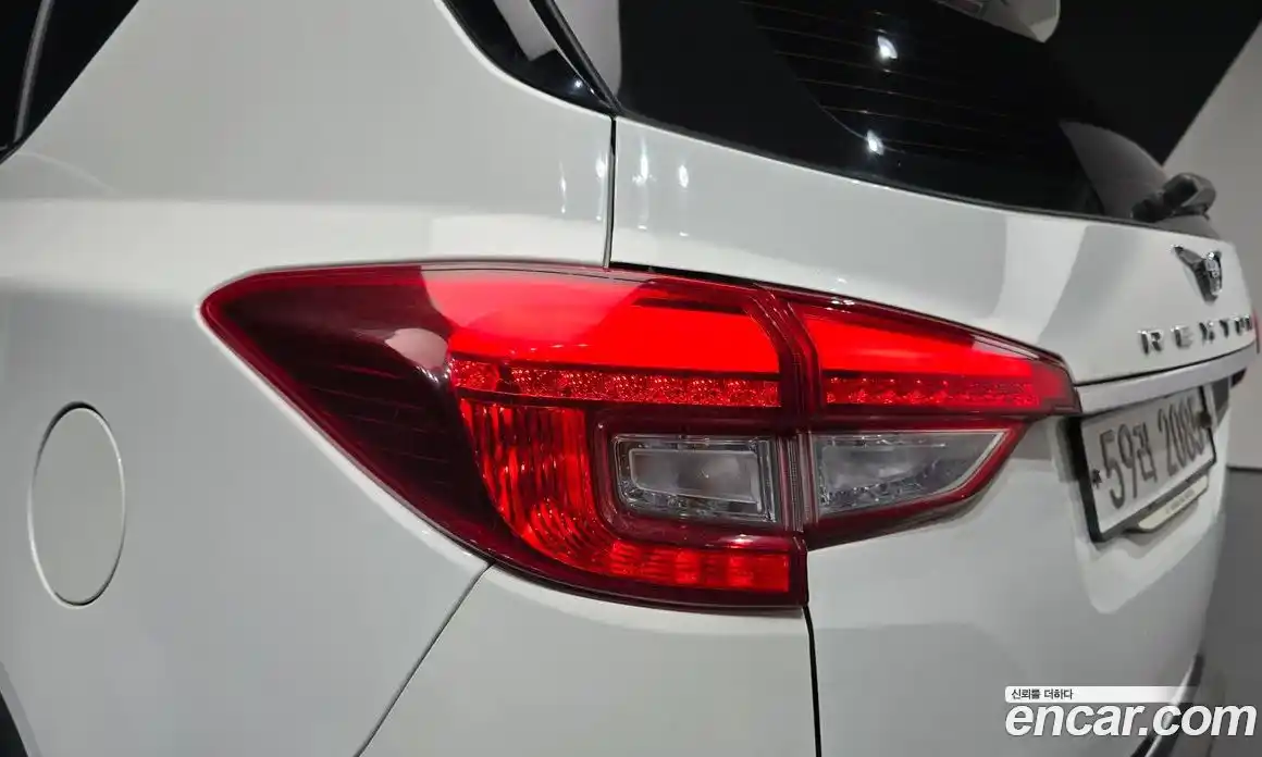 SsangYong Rexton 2018 2.2 автомат (гидро), фото 9