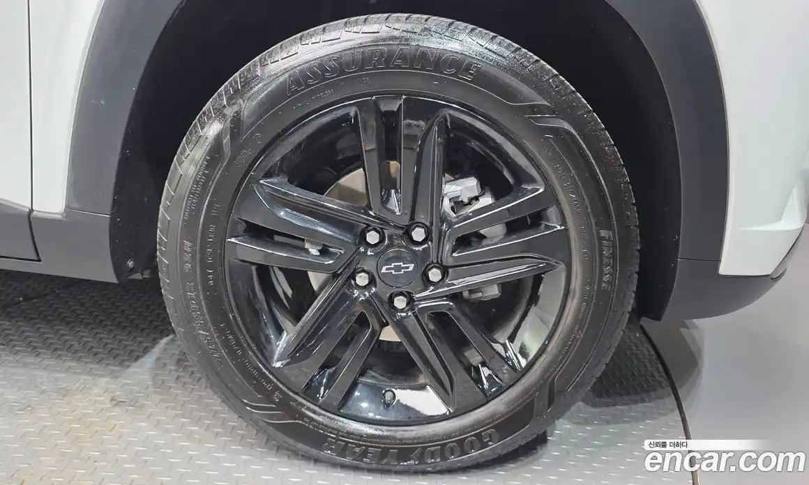 Chevrolet Trax 2023 1.2 автомат (гидро), фото 7