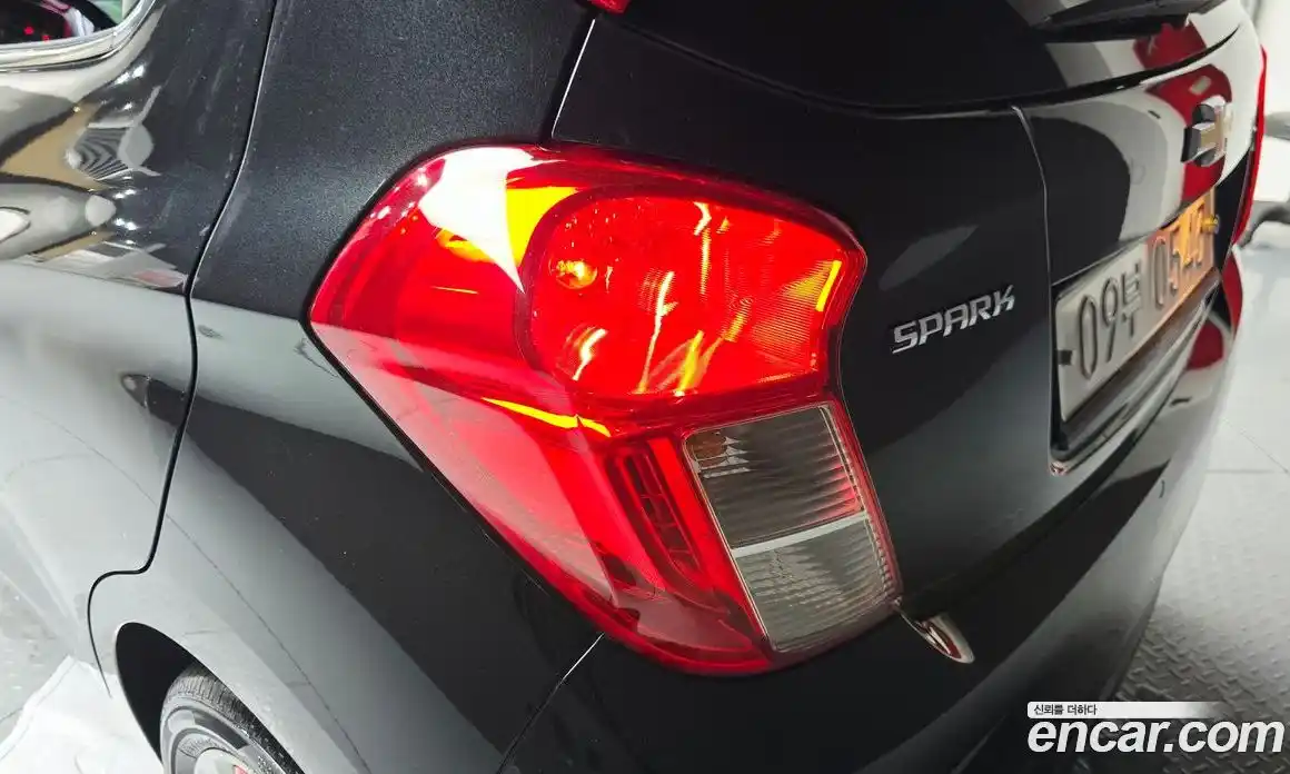 Chevrolet Spark 2016 1.0 гидро, фото 9