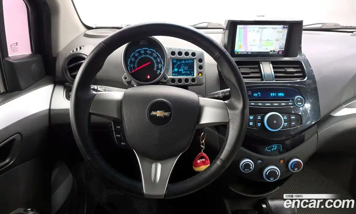 Chevrolet Spark 2012 1.0 автомат (гидро), фото 13