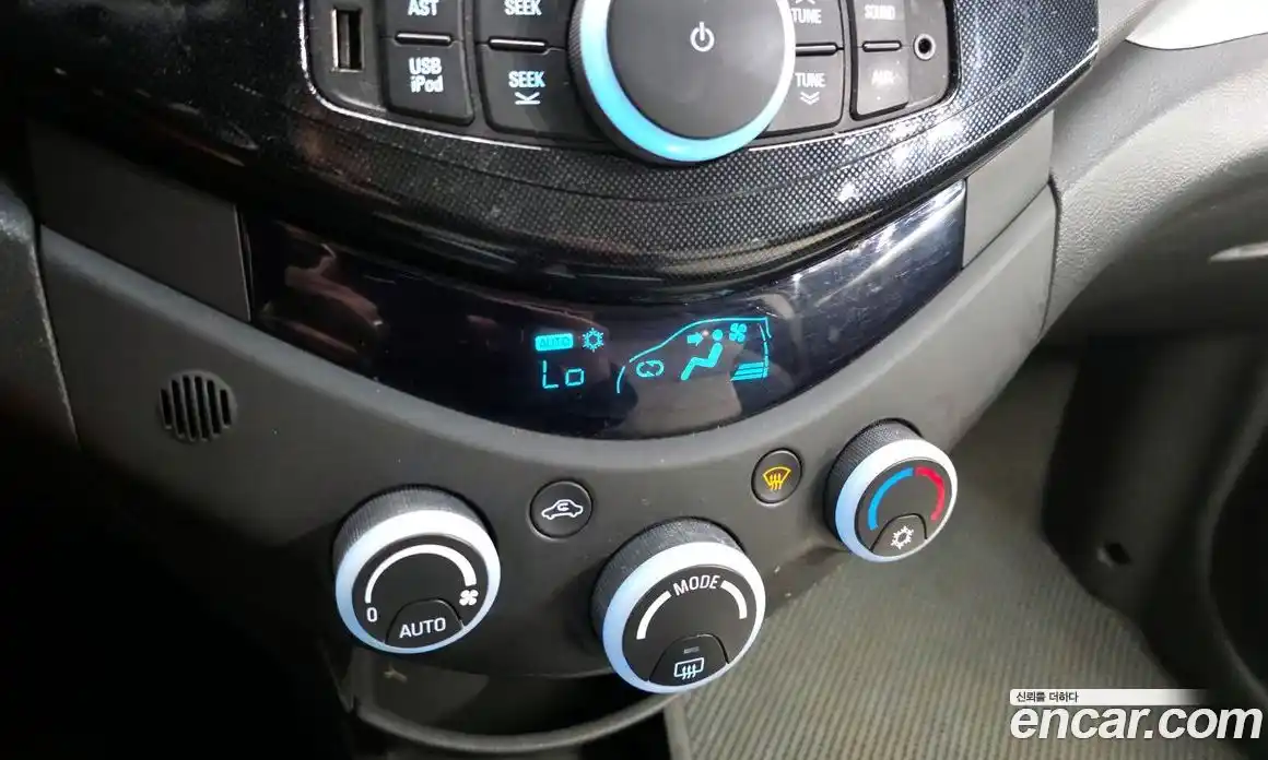 Chevrolet Spark 2012 1.0 автомат (гидро), фото 19