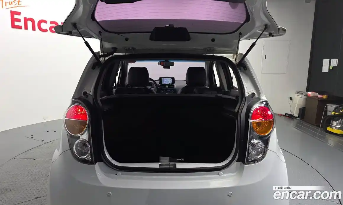 Chevrolet Spark 2012 1.0 автомат (гидро), фото 20
