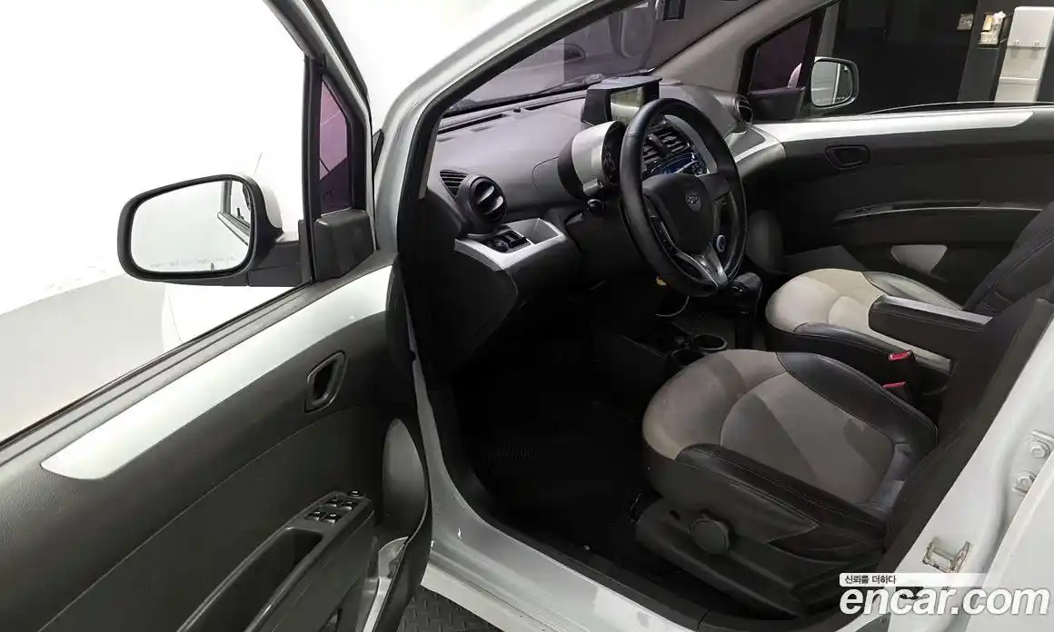 Chevrolet Spark 2012 1.0 автомат (гидро), фото 10