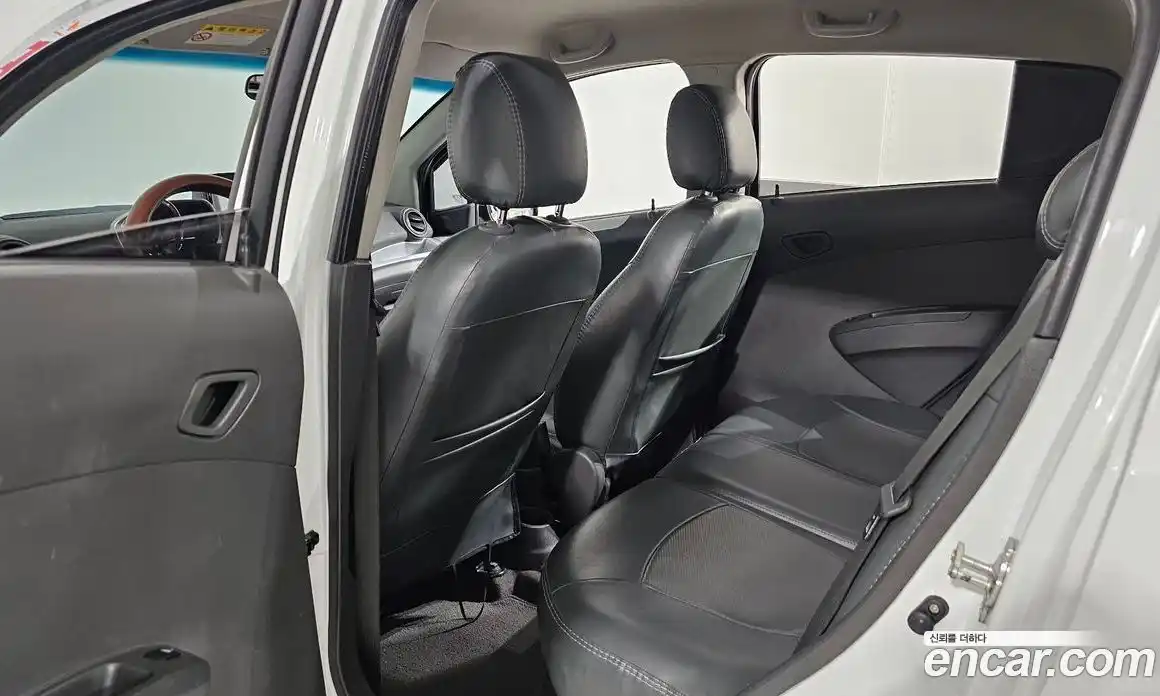 Chevrolet Spark 2014 1.0 автомат (гидро), фото 17