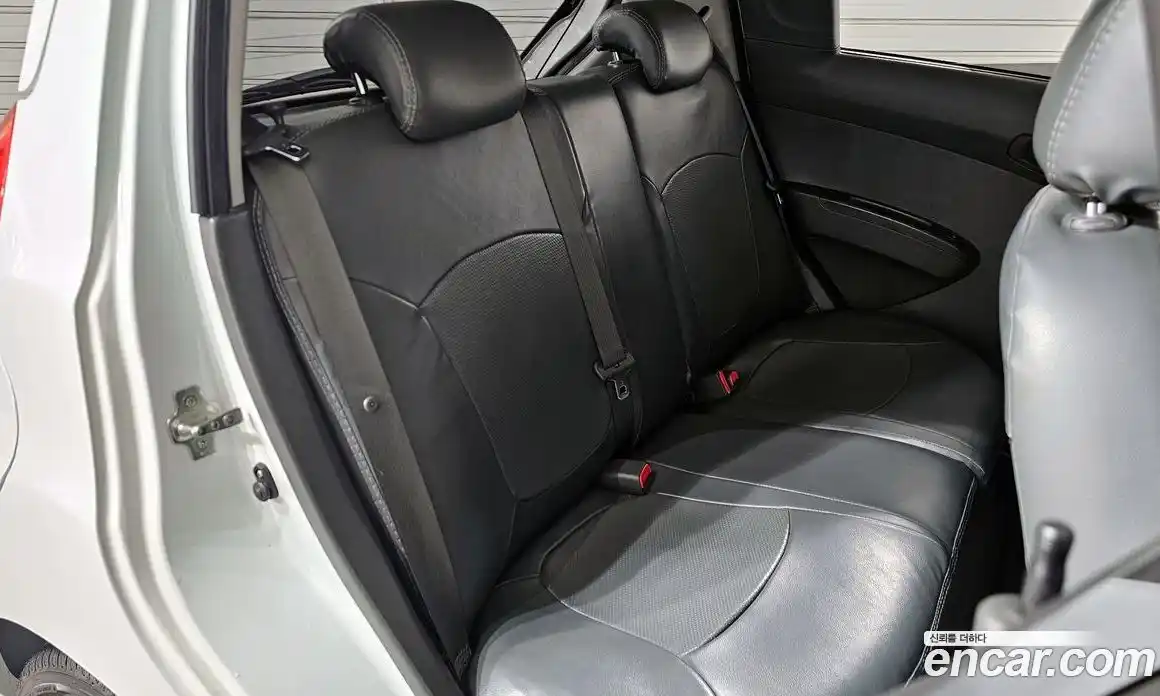 Chevrolet Spark 2014 1.0 автомат (гидро), фото 18