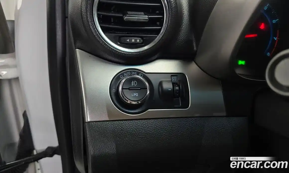 Chevrolet Orlando 2013 2.0 автомат (гидро), фото 14