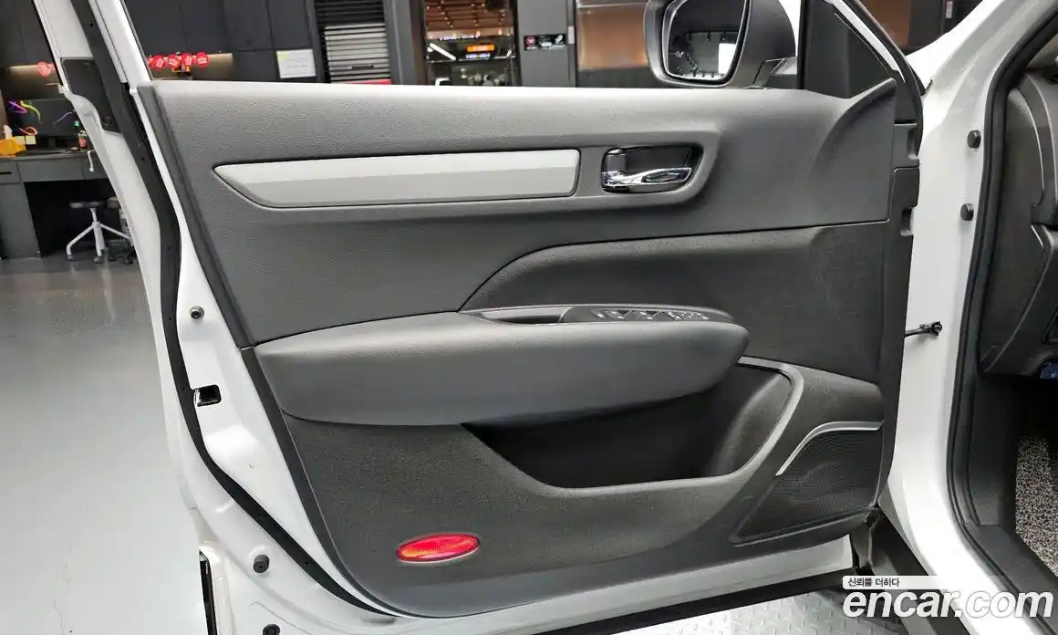 Renault QM6 2023 2.0 гидро, фото 14