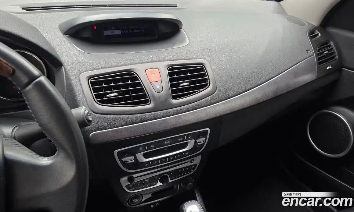 Renault SM3 2010 1.6 гидро, фото 14