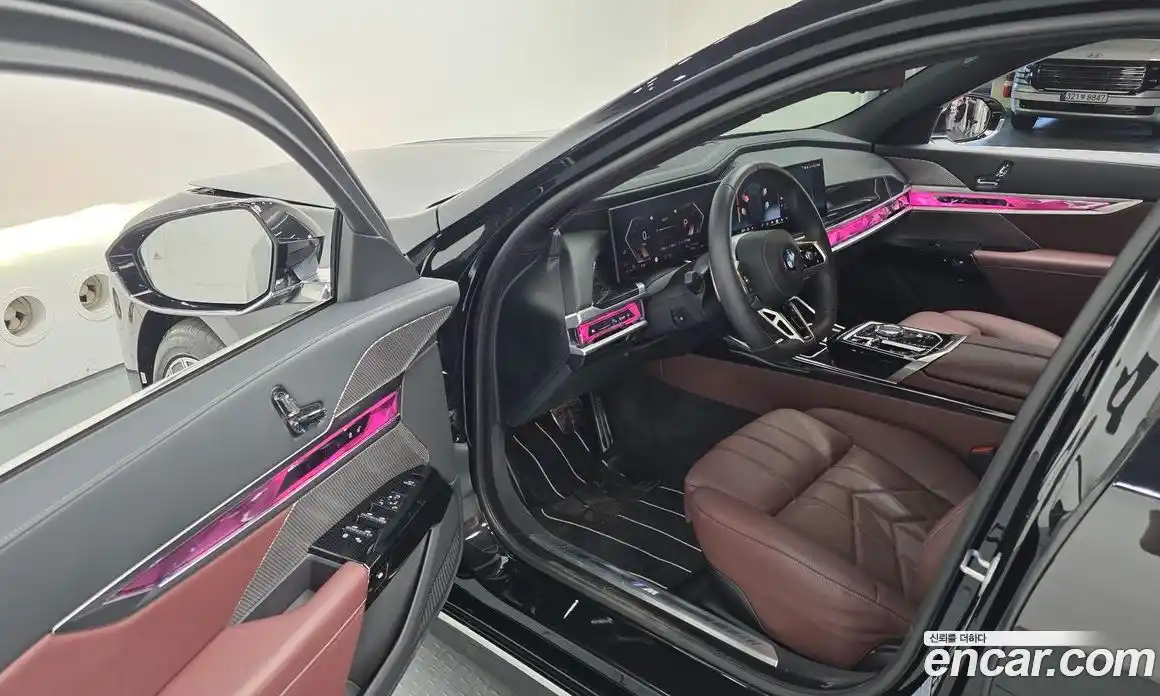 BMW 7 серия 2025 3.0 автомат (гидро), фото 13