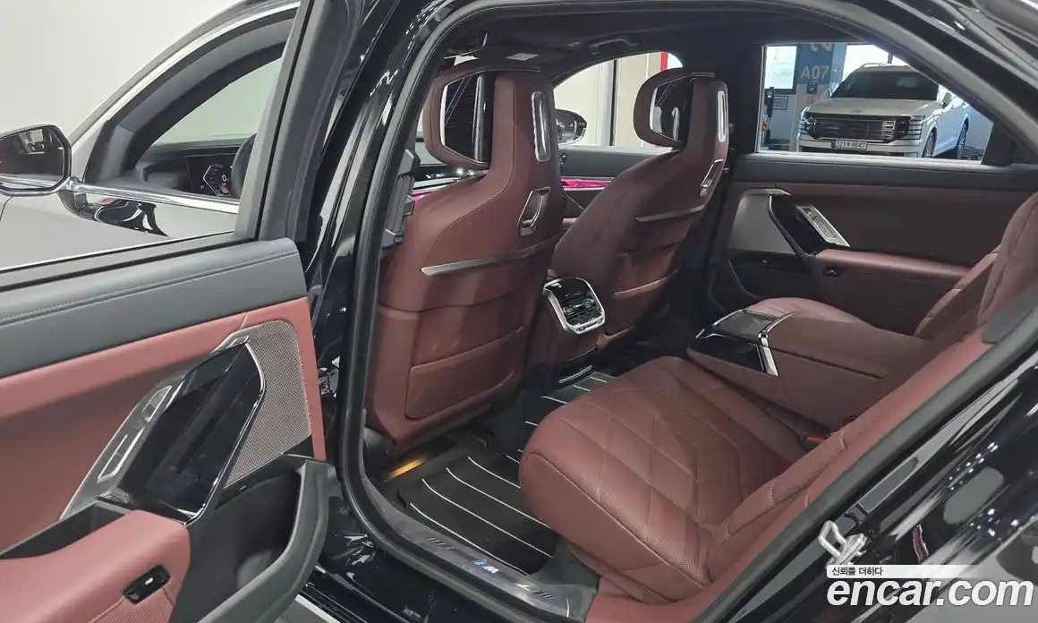 BMW 7 серия 2025 3.0 автомат (гидро), фото 16