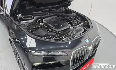 BMW 7 серия 2025 3.0 автомат (гидро), миниатюра 6