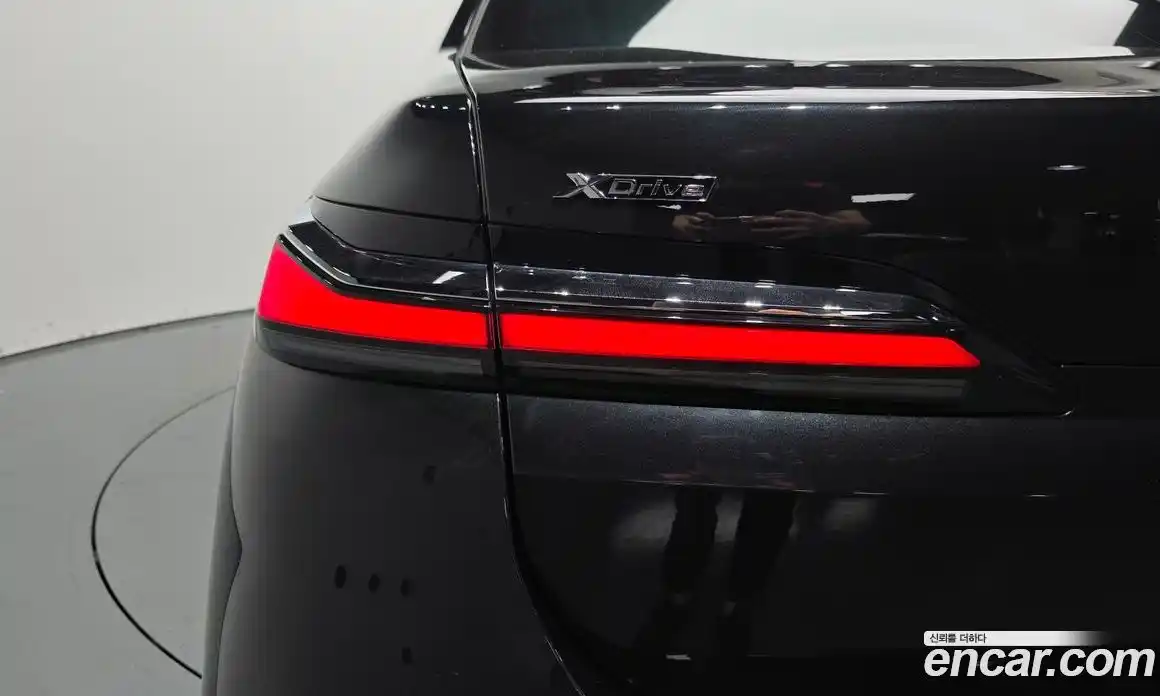BMW 7 серия 2025 3.0 автомат (гидро), фото 9