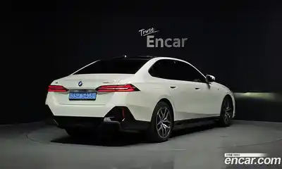 BMW i5 2024 0.2 автомат (гидро), миниатюра 2