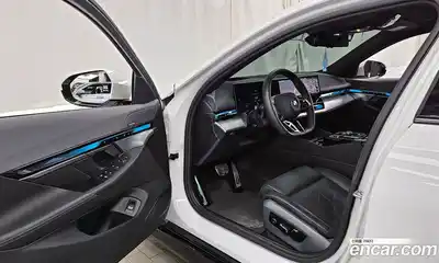 BMW i5 2024 0.2 автомат (гидро), миниатюра 10