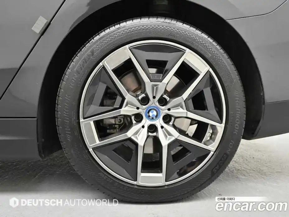 BMW i5 2024 0.2 автомат (гидро), фото 5