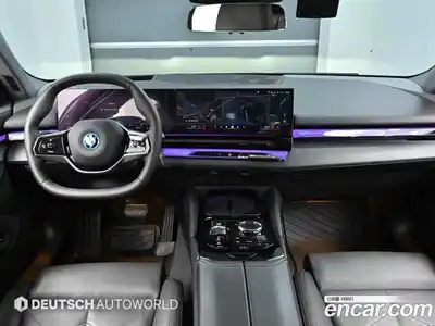 BMW i5 2024 0.2 автомат (гидро), миниатюра 7