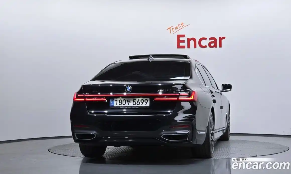 BMW 7 серия 2021 3.0 автомат (гидро), фото 4