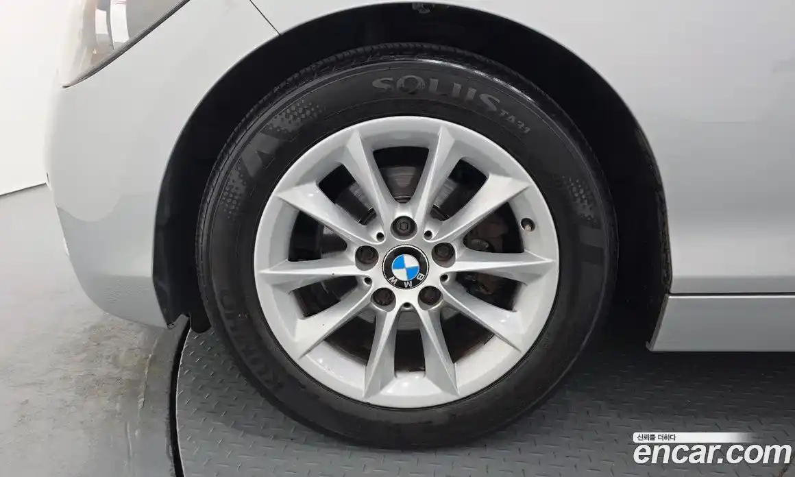 BMW 1 серия 2013 2.0 автомат (гидро), фото 5