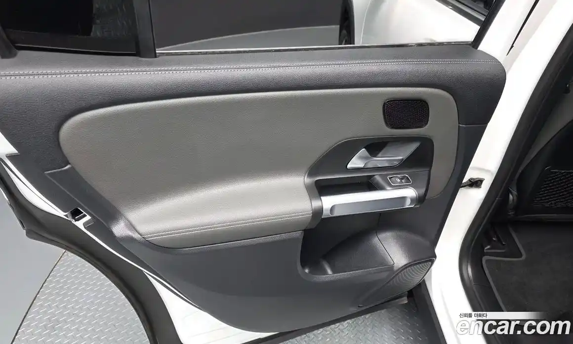 Mercedes-Benz EQB 2023 0.2 гидро, фото 15 Mercedes-Benz EQB 2023 0.2 гидро, фото 15