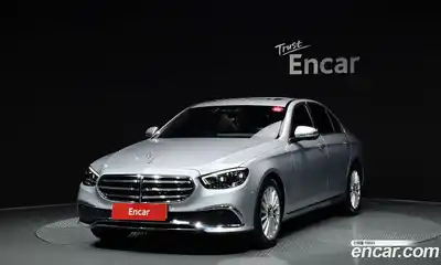 Mercedes-Benz E-Class, 2022