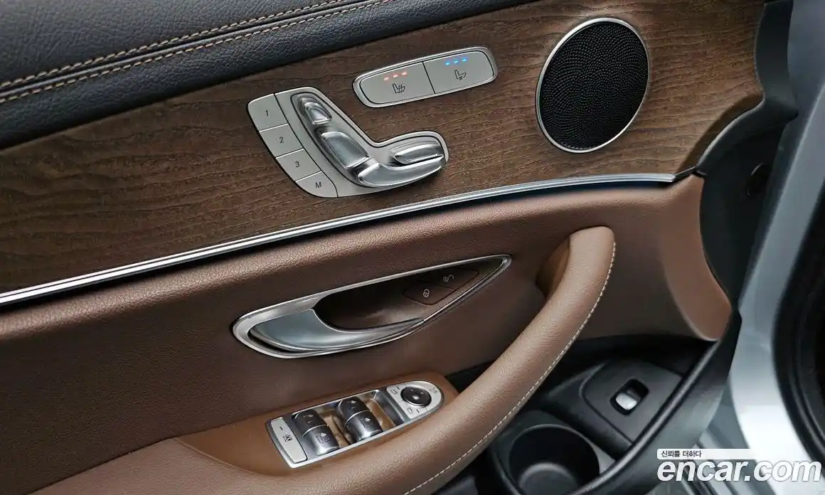 Mercedes-Benz E-Class 2022 2.0 гидро, фото 30